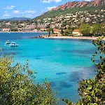 1 Neuf à 100 M Des Plages Et De La Gare * Saint-Raphaël