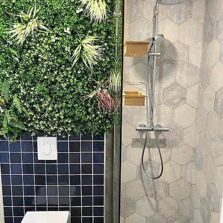 1 Neuf A 100 M Des Plages Et De La Gare Апартаменты