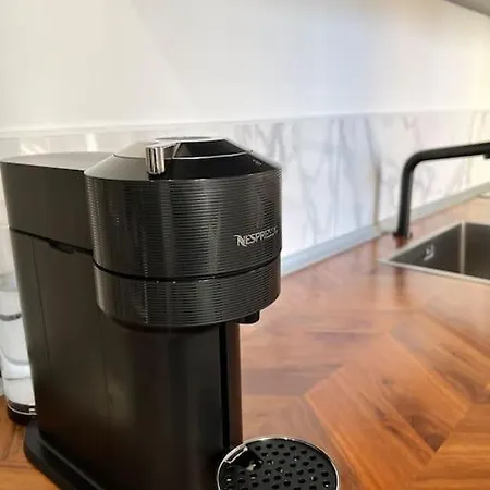 1 Neuf A 100 M Des Plages Et De La Gare *