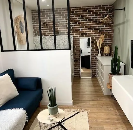 1 Neuf A 100 M Des Plages Et De La Gare Апартаменты *