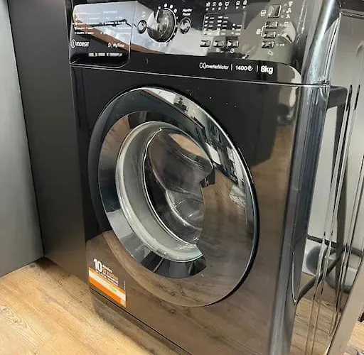 1 Neuf A 100 M Des Plages Et De La Gare