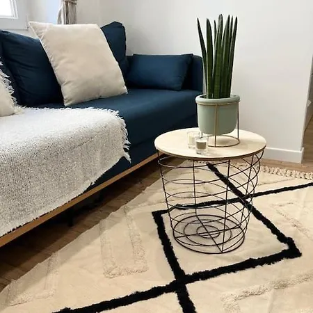 1 Neuf A 100 M Des Plages Et De La Gare Apartment Saint-Raphael (Var)