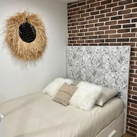 1 Neuf A 100 M Des Plages Et De La Gare Apartment