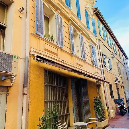1 Neuf A 100 M Des Plages Et De La Gare Apartment