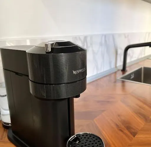 1 Neuf A 100 M Des Plages Et De La Gare *